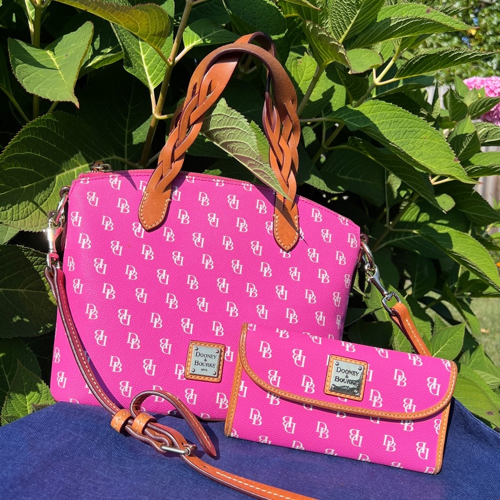Doooney & Bourne monogram set